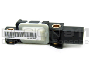 Sensor de airbag lateral del pilar C. Porsche 955 Cayena 2003-06 / 957 Cayena 2007-09 - 95561822231