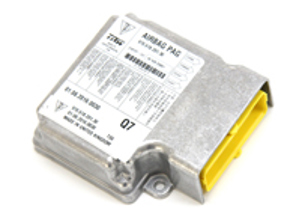 Unidad de control de bolsas de aire. Porsche 970 MKI - 97061820130, 97061820129, 97061820128, 97061820127, 97061820126, 97061820125, 97061820124, 97061820123