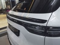 TechArt 后挡板后扰流板。保时捷 9YA 卡宴 / S / E-Hybrid / 涡轮增压 - 09Y.100.700.009 - 09Y.100.700.009