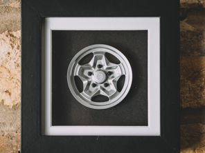 Ausstechform Radmodell Porsche Art - Box gerahmt Maßstab 1:8 - 91136102340, 91136102393