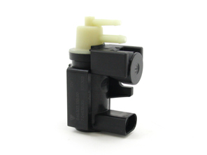 Supercharger Pressure Converter. Porsche 958 Cayenne / 970 Panamera / 95B Macan - 94660515500, 94660515501 - 83102
