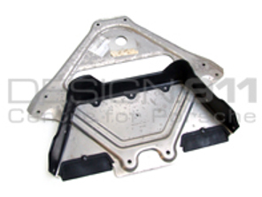 Beschermplaat achteras. Porsche 986 Boxster Handleiding - 98633116300, 98633116301