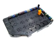 Caja de fusibles y portarrelés. Porsche 993 1995-98 - 99361001100