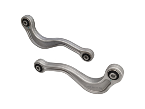 Bras de suspension central supérieur arrière, lot de 2. Porsche 970 Panamera 2010-2016 - 97033104700 - 970 331 047 00