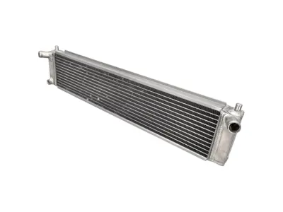 Radiateur de liquide de refroidissement central en aluminium. Porsche Boxster 986 / 996 / 996 GT3 - 99610603751, 99610603750, 8MK376716651, 8MK 376 716-651, 7057, 99610603753, 99610603752, 99610613150ALU