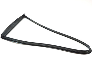 Hintere 1/4 Glasdichtung. 'Öffnungsfenstertyp'. Porsche 911 - 90154390121, 90154390120, 90154390221, 90154390220 - 1686100370, 1686100380, URO-004065, URO-004066