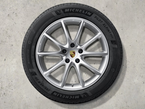 20' Cayenne Design alloy wheels and winter tyres Original Porsche - 9Y0044603AB, 9Y0044633AB
