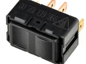 Commutateur de becquet arrière. Porsche 986 Boxster / 996 - 99661310200