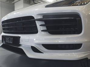 TechArt 前保险杠下扰流板。保时捷 9YA Cayenne / S / E-Hybrid 2018-23