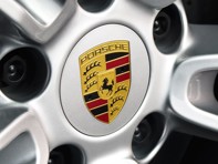 Wheel caps with coloured crest (Set of 4) for Exclusive Design wheels