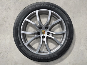 Cerchi in lega da 21" Cayenne Exclusive Design e pneumatici invernali originali Porsche - 9Y0044633G