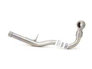 Cooling system breather pipe. Porsche 958 Cayenne Diesel / 95B Macan Diesel / 970 Panamera Diesel - 95810646601, 95810646600